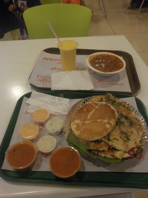 hearty meal, I suppose a lunch, in a fast food. Total 470 INR, i.e. 6,2 EUR