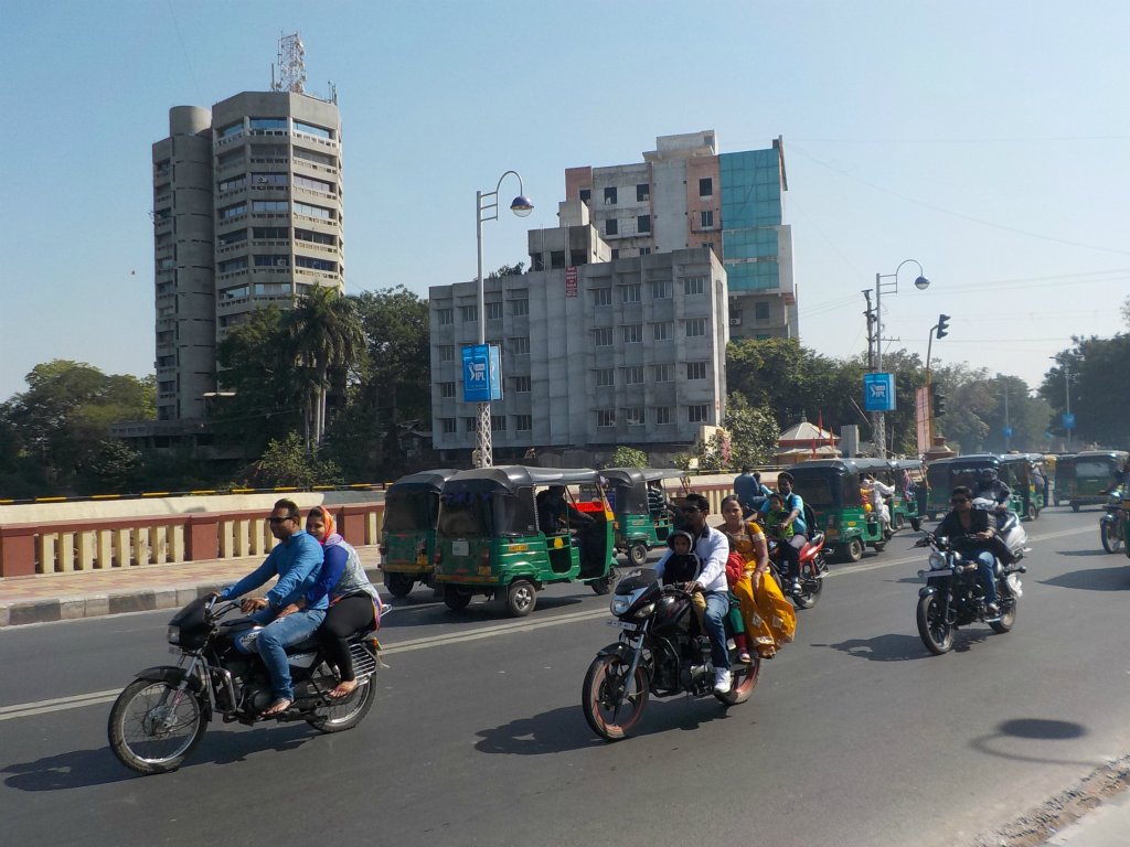 4 persons on a motorbike - it is not a record but it is typical for India